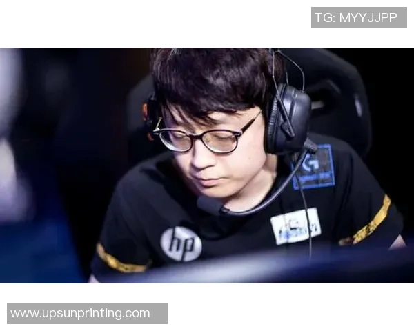 深度对话李静分享她在英雄联盟中的成长与挑战经历